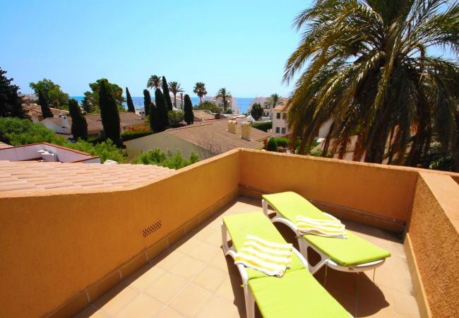 Таунхаус на Miami Playa - TERRACOTA adosado con jardín privado Таунхаус на Miami Playa - TERRACOTA adosado con jardín privado