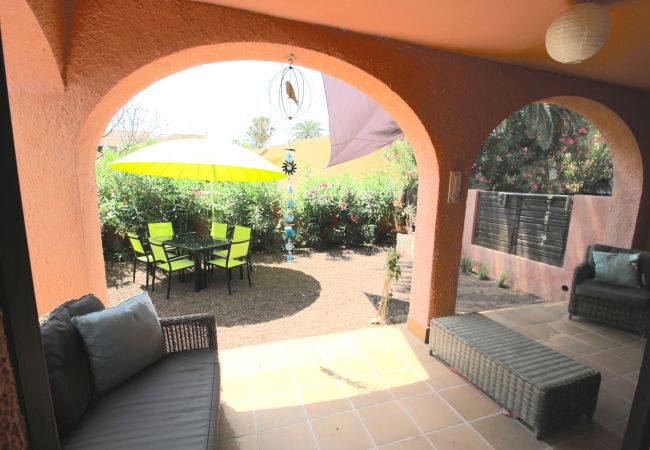 Таунхаус на Miami Playa - TERRACOTA adosado con jardín privado Таунхаус на Miami Playa - TERRACOTA adosado con jardín privado