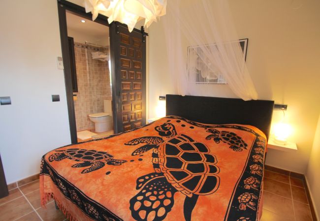 Таунхаус на Miami Playa - TERRACOTA adosado con jardín privado Таунхаус на Miami Playa - TERRACOTA adosado con jardín privado