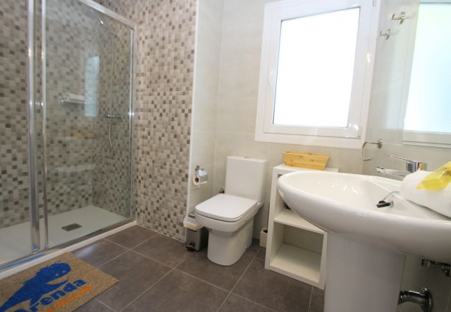 Вилла на Miami Playa - ALAMO Gran villa piscina privada y WiFi gratis Вилла на Miami Playa - ALAMO Gran villa piscina privada y WiFi gratis