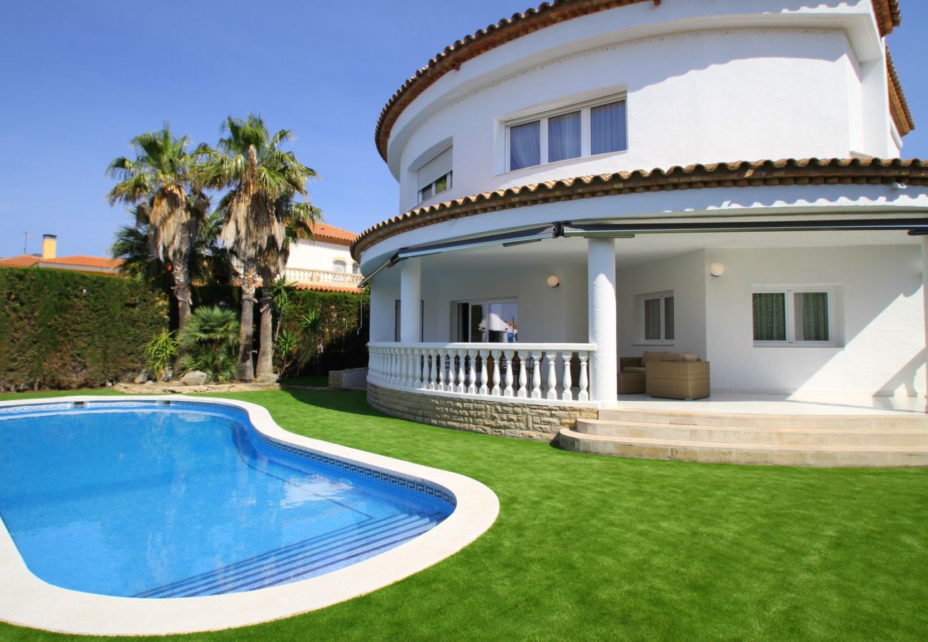 Вилла на Миами Плайя - ALAMO Gran villa piscina privada y WiFi gratis Вилла на Миами Плайя - ALAMO Gran villa piscina privada y WiFi gratis