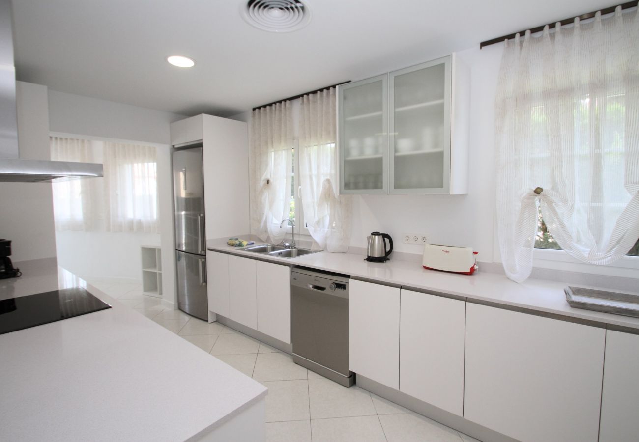 Вилла на Миами Плайя - ALAMO Gran villa piscina privada y WiFi gratis Вилла на Миами Плайя - ALAMO Gran villa piscina privada y WiFi gratis