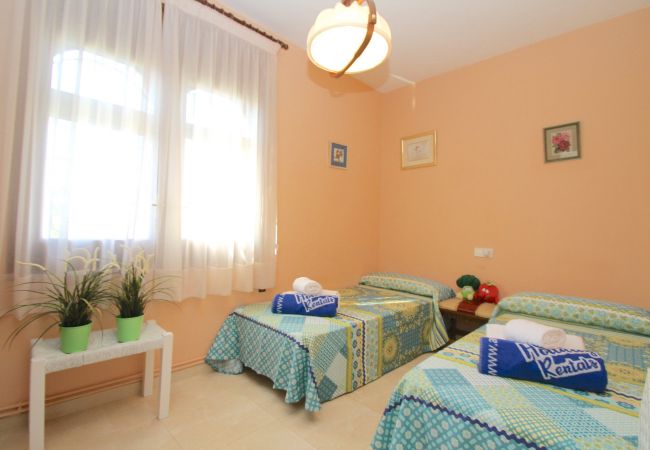 Таунхаус на Miami Playa - PORTOFINO Casa 1ª línea, BBQ y Wifi gratis Таунхаус на Miami Playa - PORTOFINO Casa 1ª línea, BBQ y Wifi gratis