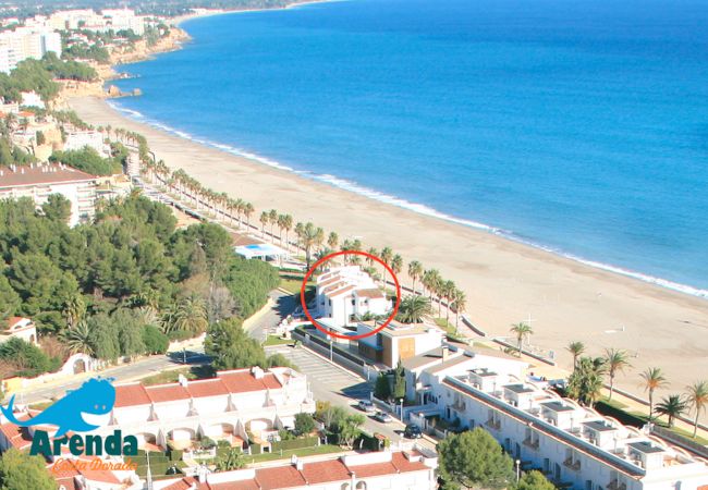 Таунхаус на Miami Playa - CASABLANCA 1ª línea mar con BBQ y Wifi Таунхаус на Miami Playa - CASABLANCA 1ª línea mar con BBQ y Wifi