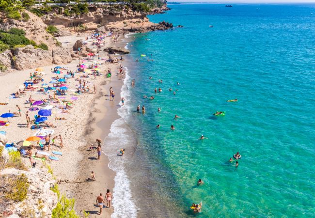 Таунхаус на Miami Playa - CASABLANCA 1ª línea mar con BBQ y Wifi Таунхаус на Miami Playa - CASABLANCA 1ª línea mar con BBQ y Wifi