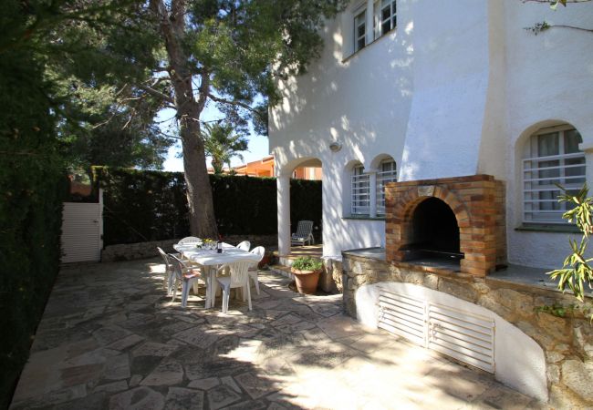 Таунхаус на Миами Плайя - BEDOL1 Adosado jardín, piscina comun, WiFi gratis Таунхаус на Миами Плайя - BEDOL1 Adosado jardín, piscina comun, WiFi gratis