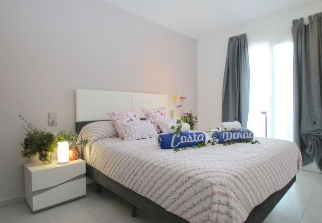 Таунхаус на Miami Playa - CALETA adosado 1ª línea del mar, piscina comun Таунхаус на Miami Playa - CALETA adosado 1ª línea del mar, piscina comun