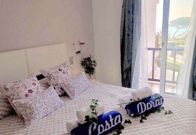 Таунхаус на Miami Playa - CALETA adosado 1ª línea del mar, piscina comun Таунхаус на Miami Playa - CALETA adosado 1ª línea del mar, piscina comun