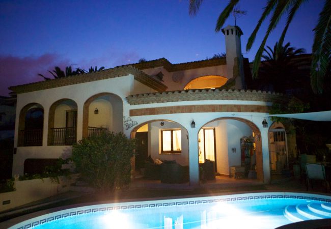 Вилла на Miami Playa - DAMA Villa con piscina privada Вилла на Miami Playa - DAMA Villa con piscina privada