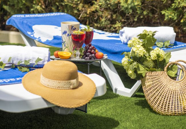 Вилла на Миами Плайя - MAGNOLIA villa con piscina al lado de la playa Вилла на Миами Плайя - MAGNOLIA villa con piscina al lado de la playa
