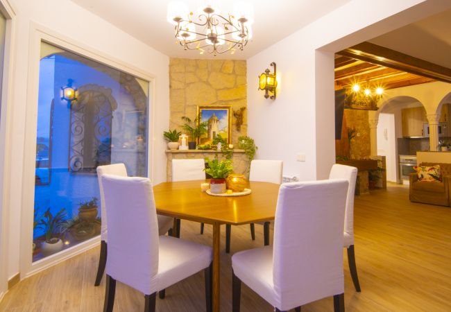 Вилла на Миами Плайя - MAGNOLIA villa con piscina al lado de la playa Вилла на Миами Плайя - MAGNOLIA villa con piscina al lado de la playa