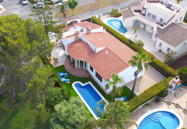 Вилла на Миами Плайя - MAGNOLIA villa con piscina al lado de la playa Вилла на Миами Плайя - MAGNOLIA villa con piscina al lado de la playa