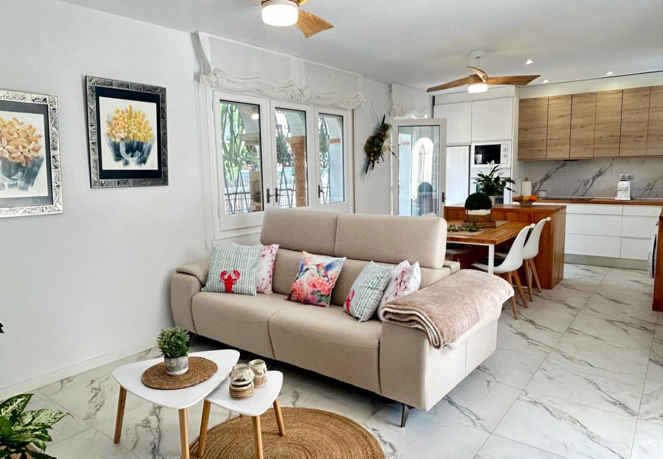 Вилла на Миами Плайя - YUCA Villa para 4 personas Вилла на Миами Плайя - YUCA Villa para 4 personas