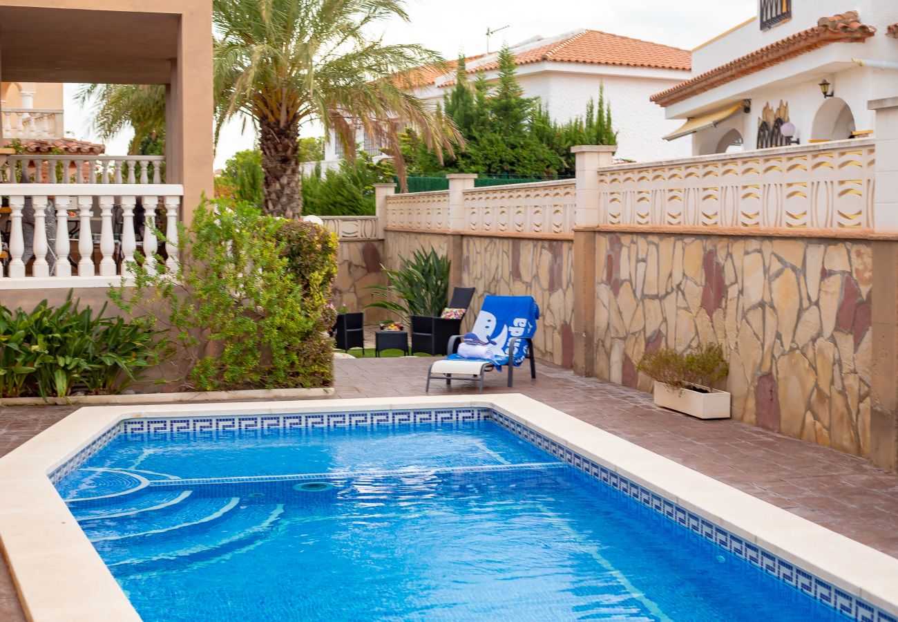 Villa en Miami Playa - Villa con piscina privada en PINO ALTO Villa en Miami Playa - Villa con piscina privada en PINO ALTO